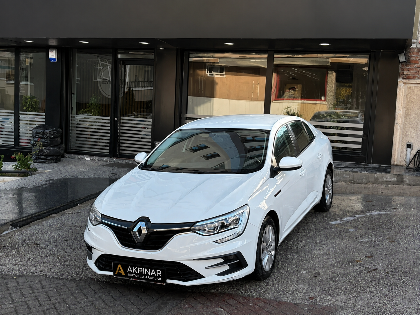 RENAULT MEGAN 4